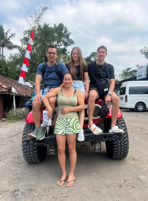 scrnli_1Zx5pBkT4hkxa0 java bali tour